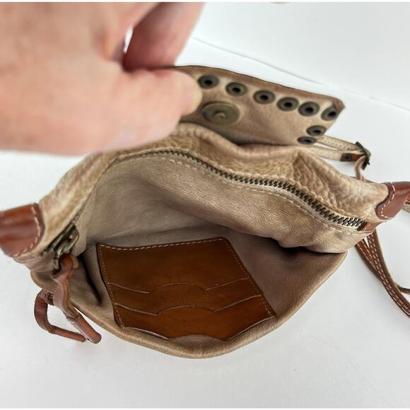 Alchemia AU 79 Supple Leather Cross Body Bag - Picture 6 of 11